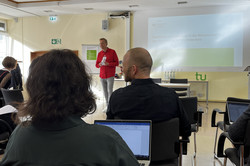 Uwe Wilkesmann eröffnet die Tagung.